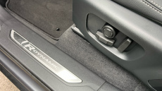 Land Rover Range Rover Velar 2.0 D200 MHEV Dynamic SE 5dr Auto Diesel Estate